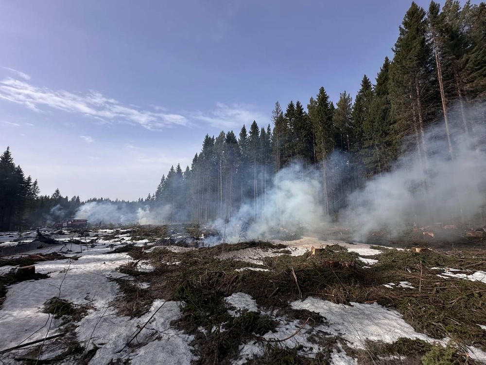 Смог в Ревде в районе ул. Российская - Космонавтов